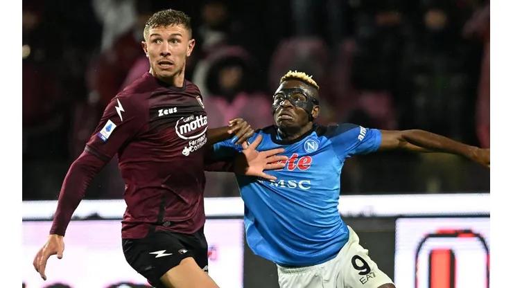 Se postergó la disputa de Napoli vs. Salernitana.