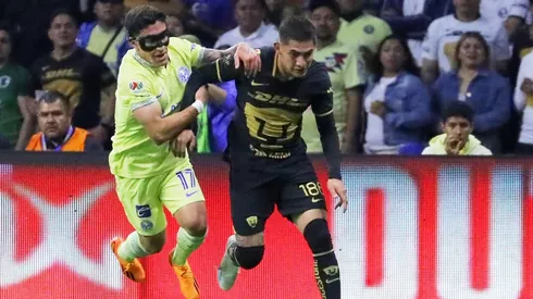 Alfonso Monroy durante el duelo ante el América.