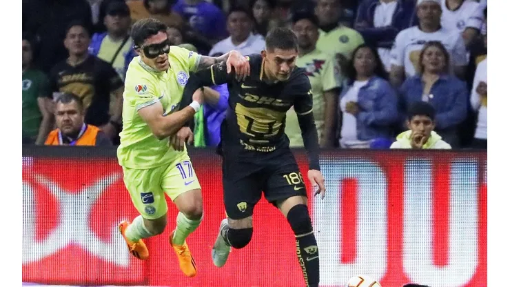 Alfonso Monroy durante el duelo ante el América.