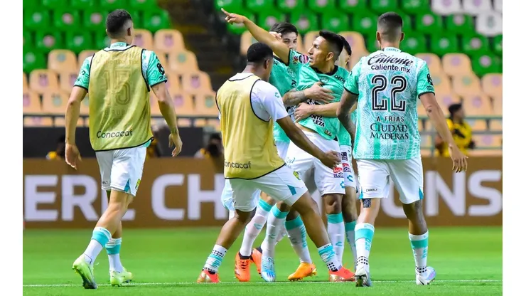León festejando su pase a la final