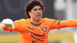 El Memo Ochoa es el arquero titular de Salernitana.