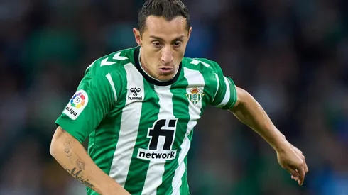 Andrés Guardado, posible titular para la visita de Real Betis a Osasuna.