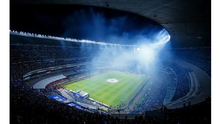 América no se mudará todavía del Estadio Azteca.