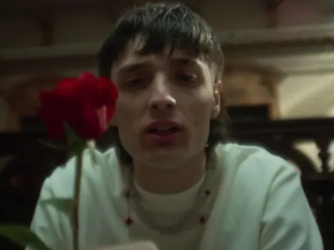 FRASES de PESO PLUMA para dedicar sobre amor y desamor en sus canciones