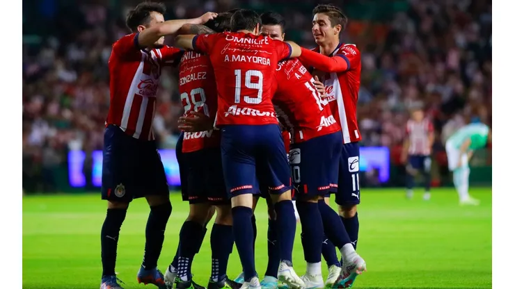 Chivas obtuvo una victoria importante frente a León.