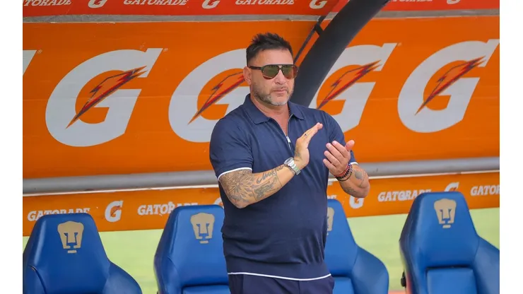 Antonio Mohamed demostró su compromiso con Pumas UNAM.