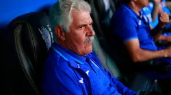 Ricardo Ferretti en la banca de Cruz Azul en el Clausura 2023.