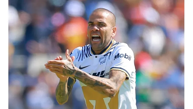 Dani Alves sigue preso en España.