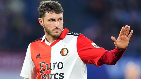 Santi Giménez, seguido de cerca por grandes clubes europeos.