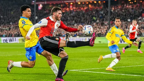 Santiago Giménez fue la figura contra KC Waalwijk