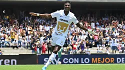 Washington Corozo festeja su tanto ante Monterrey.