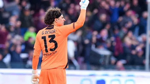 Guillermo Ochoa of US Salernitana celebrates after Antonio Candreva of US Salernitana scored first goal during the Serie