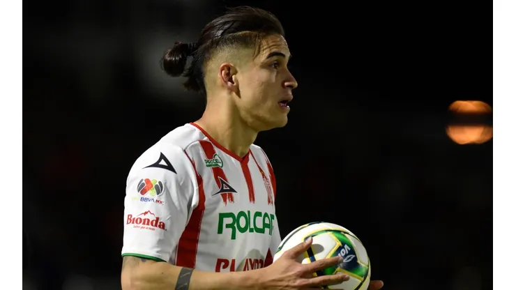 Alexis Peña recordó su salida de Chivas y apuntó contra la directiva.