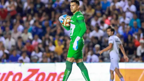 Julio González en el partido ante Querétaro.