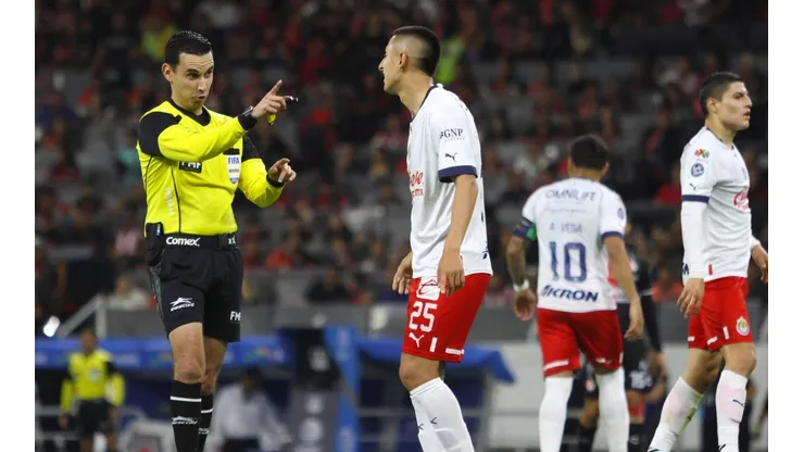 El elemento de Chivas que agredió e insultó a Ramos