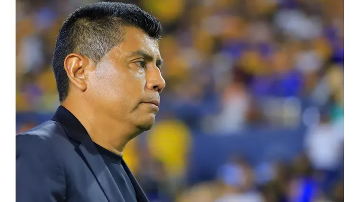 Marco Antonio Ruíz, DT de Tigres.