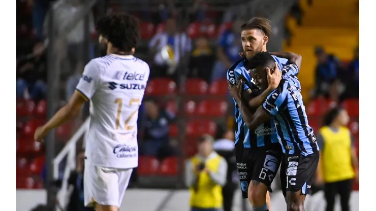 Pumas en lamento, Querétaro en festejo.