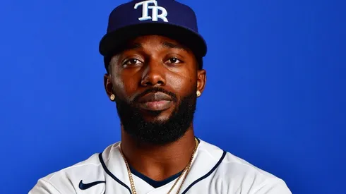 Randy Arozarena en sesión de fotos para la temporada 2023 de las Grandes Ligas.