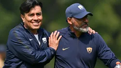 Raúl Alpízar con Miguel Carreón.