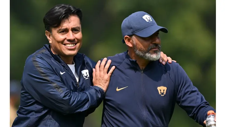 Raúl Alpízar con Miguel Carreón.