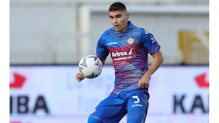 Johan Vásquez ingresó en Cremonese y le convirtieron un gol