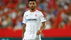 Tecatito Corona se resintió de su lesión