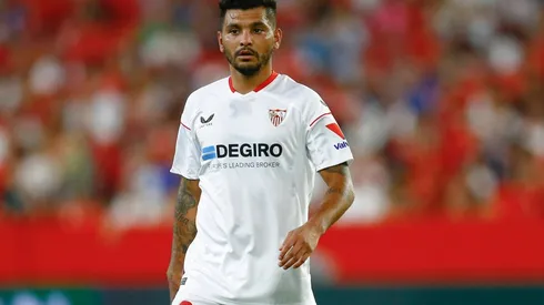 Tecatito Corona se resintió de su lesión