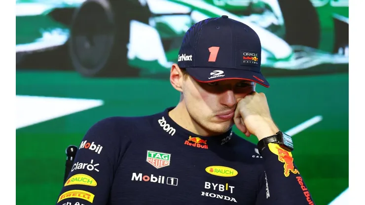 La excusa de Verstappen por perder con Checo en Yeda