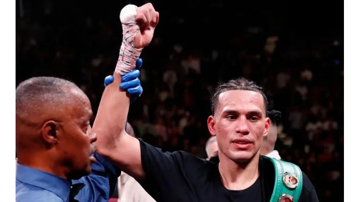 David Benavidez quiere ser el talón de Aquiles de Canelo Álvarez.