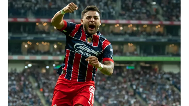 Alexis Vega podría ser titular en el Chivas vs. Toluca