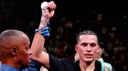 ¿Qué sigue para David Benavidez tras vencer a Caleb Plant?