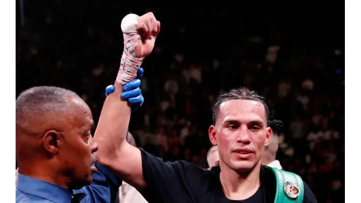 ¿Qué sigue para David Benavidez tras vencer a Caleb Plant?