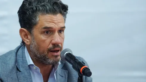 Alejandro Irarragorri en conferencia de prensa.