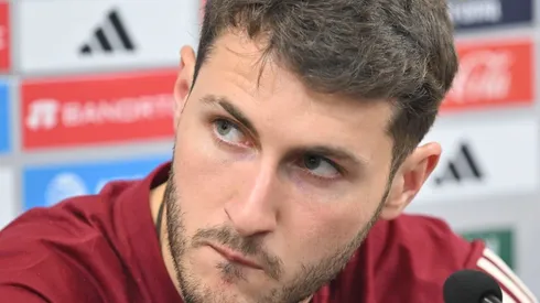 El padre de Santi Giménez habló sobre su futuro