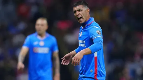 Erik Lira, mediocampista defensivo del Cruz Azul.