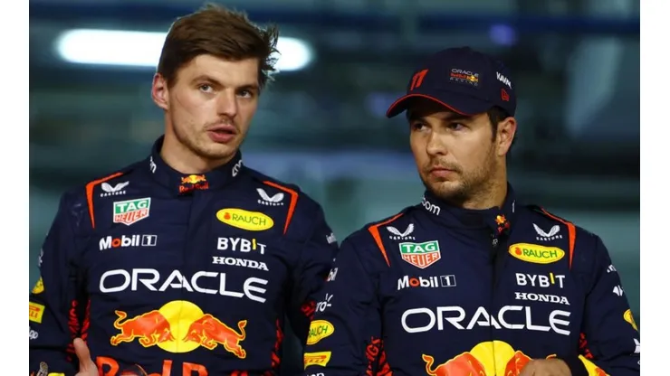 La actitud de Max Verstappen con Checo Pérez tras la entrega de premios en el GP de Arabia Saudita.