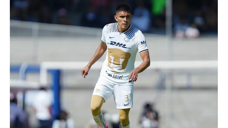 Ricardo Galindo durante un partido en CU.