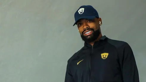 Diogo de Oliveira en su camino al estadio.