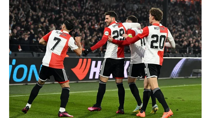 ROTTERDAM - (lr) Santiago Gimenez of Feyenoord, Alireza Jahanbaksh of Feyenoord, Orkun Kokcu of Feyenoord, Mats Wieffer