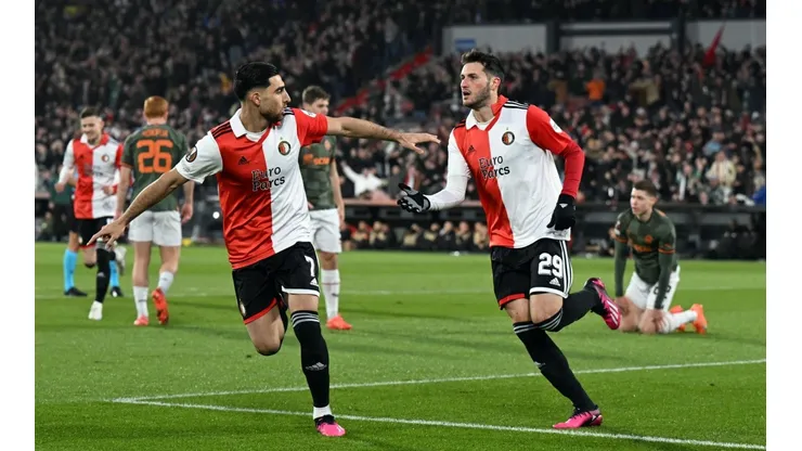 ROTTERDAM - (lr) Santiago Gimenez of Feyenoord, Alireza Jahanbaksh of Feyenoord celebrate the 1-0 during the UEFA Europa