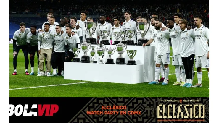 Real Madrid con sus trofeos 2023