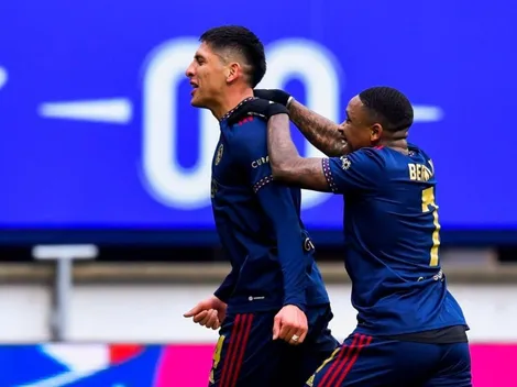 Ajax aplastó al Heerenveen con actuación estelar y golazo de Edson Álvarez