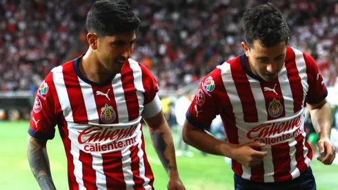 Víctor Guzmán y Alan Mozo en un festejo.