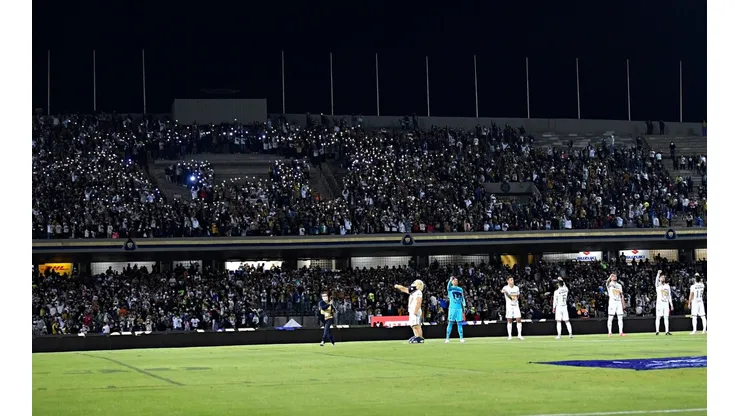 La Rebel durante un recibimiento en CU.