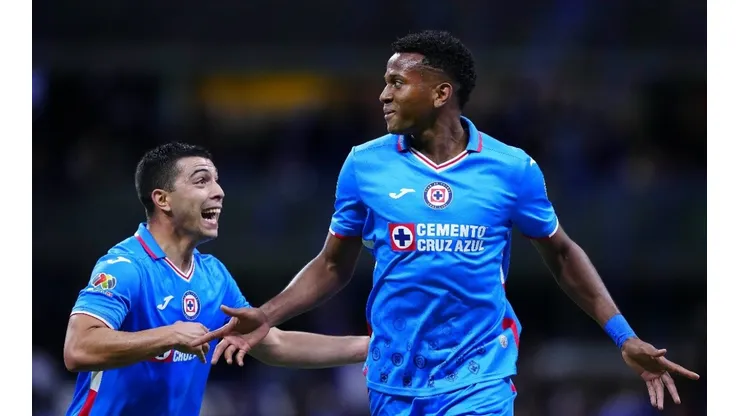 Michael Estrada Cruz Azul 2022