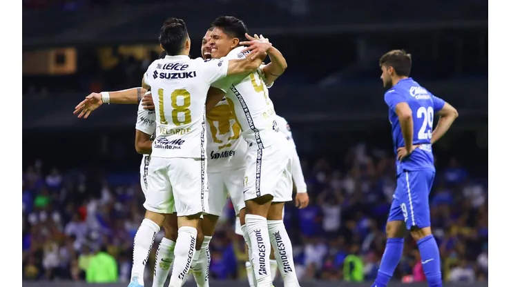 Pumas y Cruz Azul la última vez que se vieron en el Azteca.