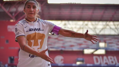 Dinora Garza durante el partido ante Toluca.
