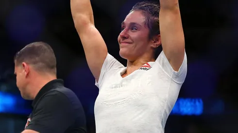 Alexa Grasso derrotó en el cuarto asalto a Valentina Shevchenko.