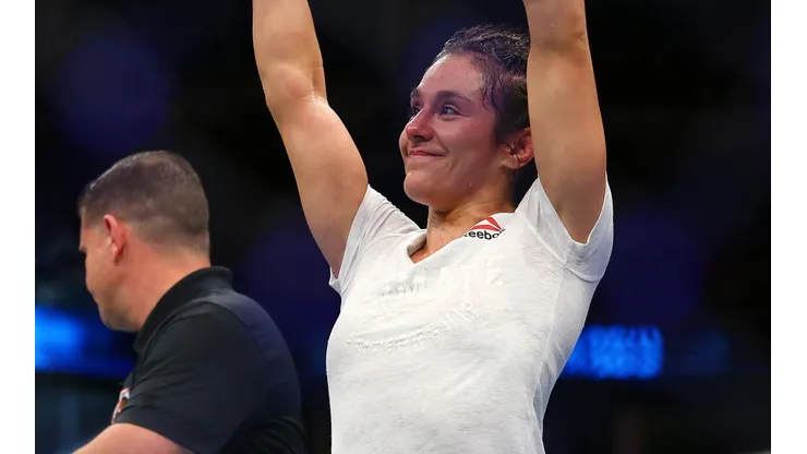 Alexa Grasso derrotó en el cuarto asalto a Valentina Shevchenko.