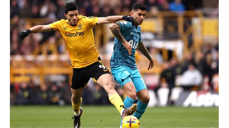 Raúl Jiménez clave en la victoria del Wolverhampton ante el Tottenham